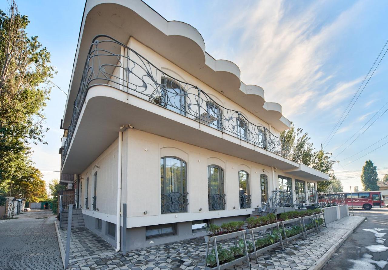 Gaudi Stylish Hotel أوديسا المظهر الخارجي الصورة