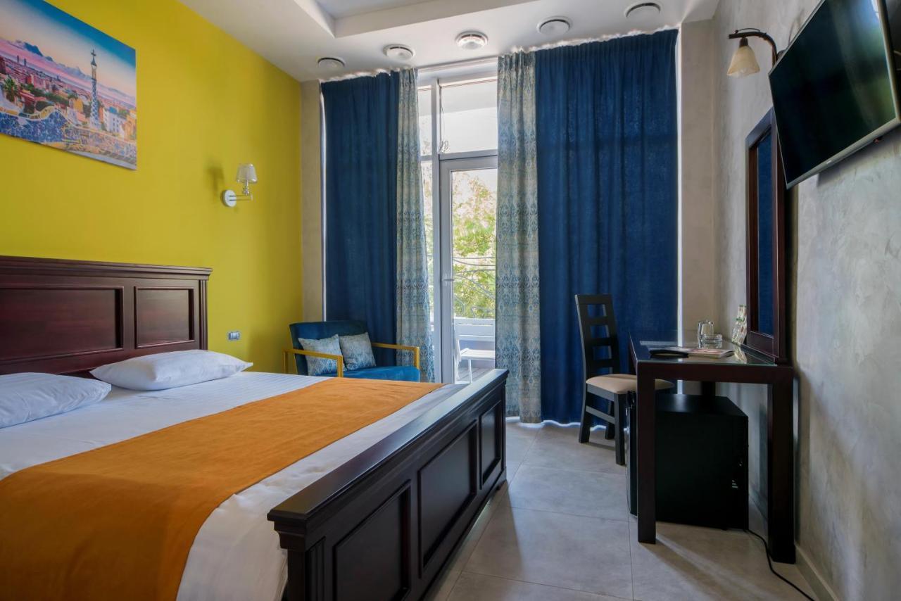 Gaudi Stylish Hotel أوديسا المظهر الخارجي الصورة